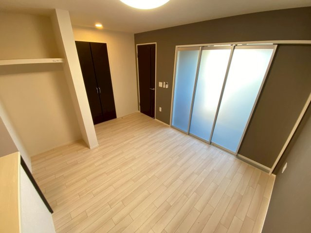 【居間・リビング】 | ※同タイプ物件のお写真です。