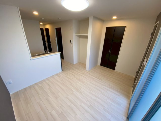 【居間・リビング】 | ※同タイプ物件のお写真です。