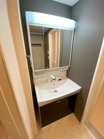 【独立洗面台】 | ※同タイプ物件のお写真です。