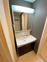 【独立洗面台】 | ※同タイプ物件のお写真です。