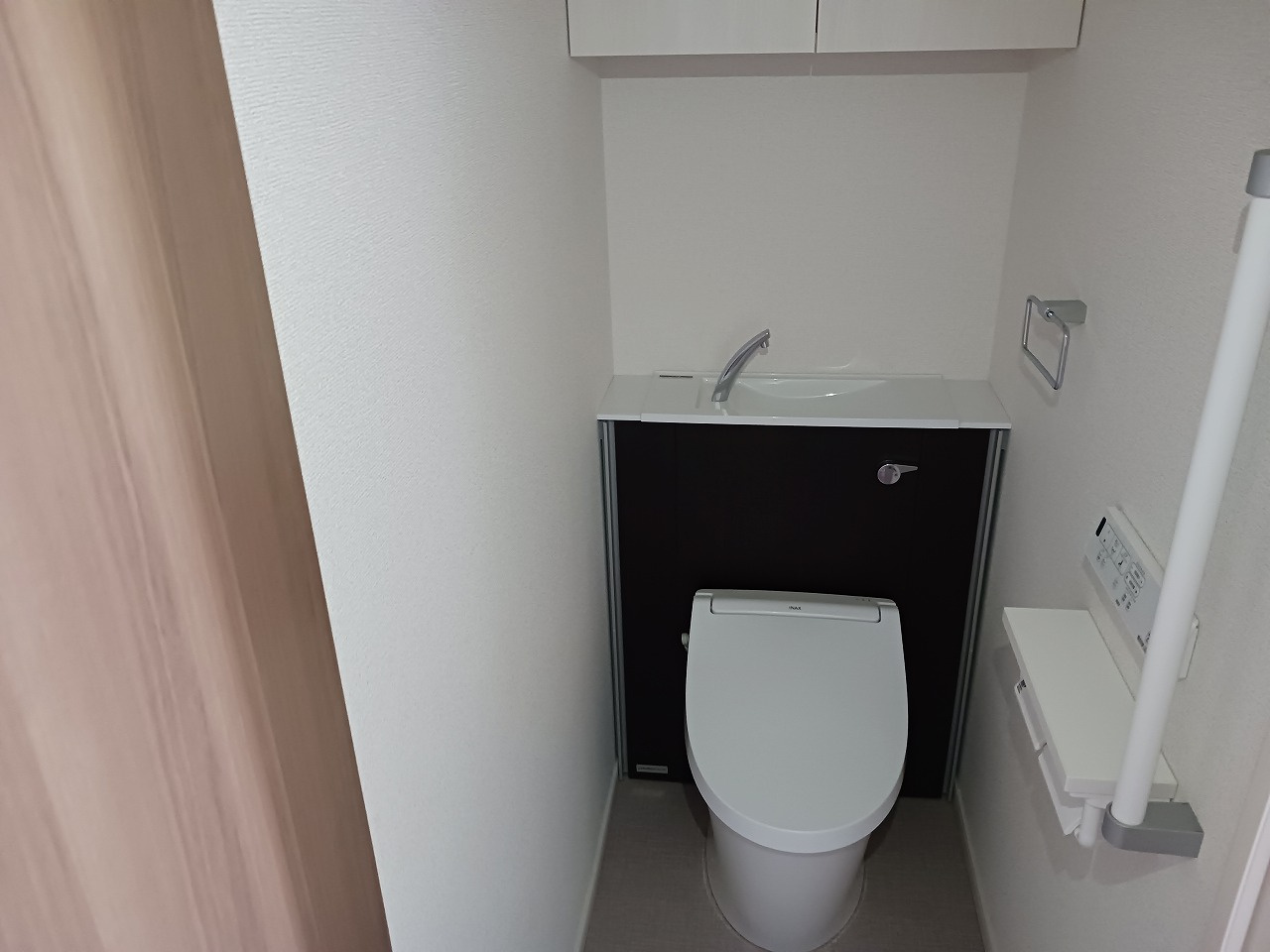 船橋市山野町の賃貸マンションのトイレ