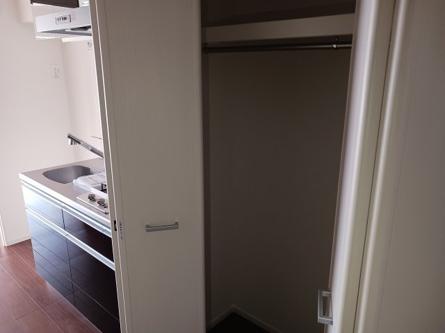 船橋市山野町の賃貸マンションの収納