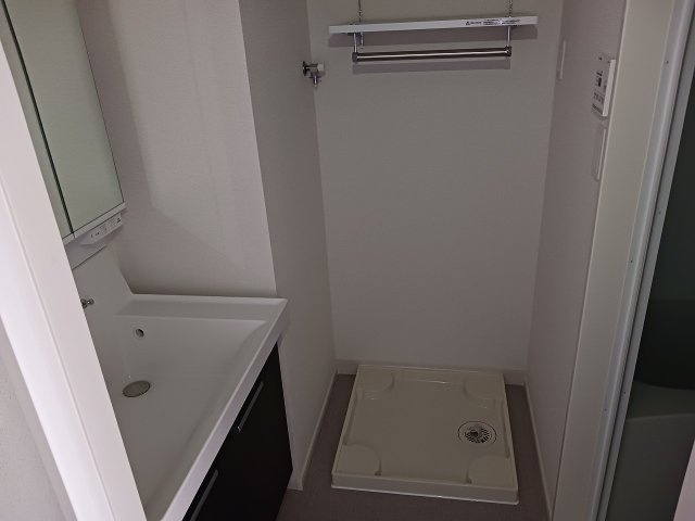 船橋市山野町の賃貸マンションの洗面所