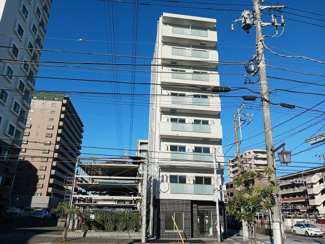 船橋市山野町の賃貸マンションの外観