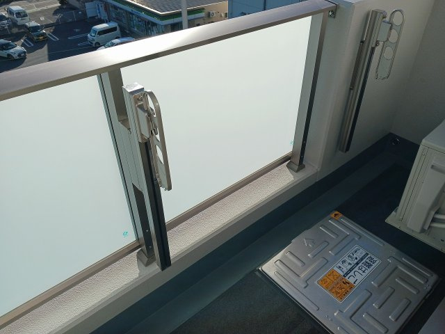 船橋市山野町の賃貸マンションのバルコニー