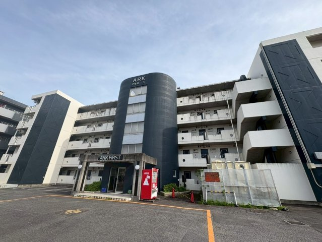 アークファースト