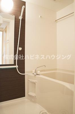 リブリ・ブルーメの浴室|お風呂です