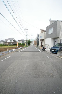 【前面道路含む現地写真】 | 【仲介手数料無料！！】日野市東豊田４丁目　新築戸建て（全6棟）B号棟　4480万円