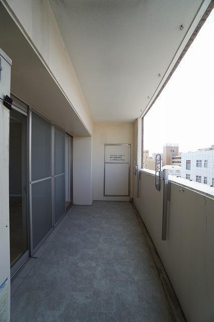 福岡市中央区薬院１丁目の賃貸マンションのバルコニー|物件の画像10