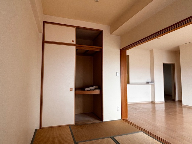 エンブルネクスト藤枝の和室