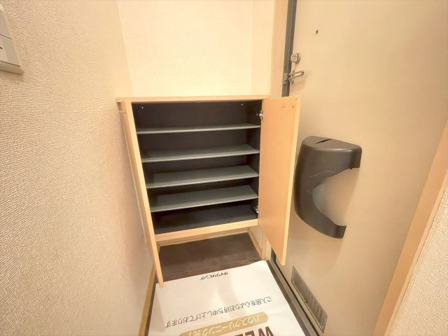 ディアコートBの収納|※写真は別室のため、現況と相違がございます。