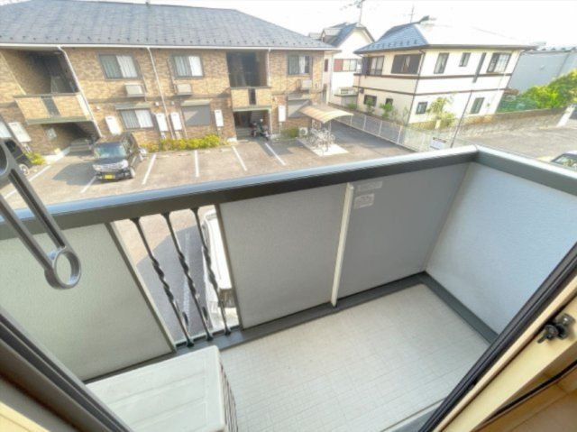 ディアコートBのバルコニー|※写真は別室のため、現況と相違がございます。