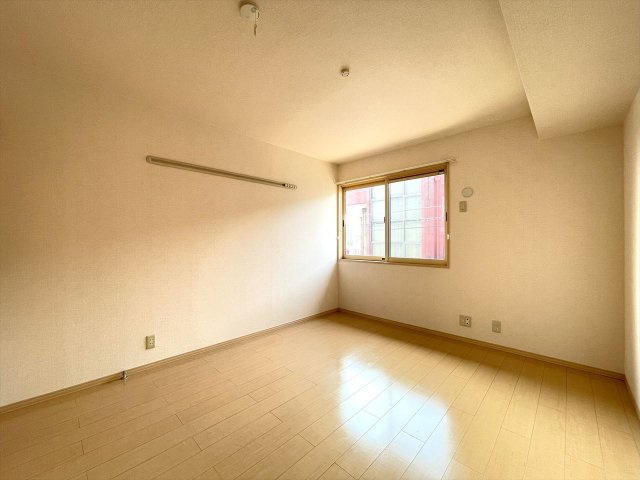 ディアコートBの寝室|※写真は別室のため、現況と相違がございます。