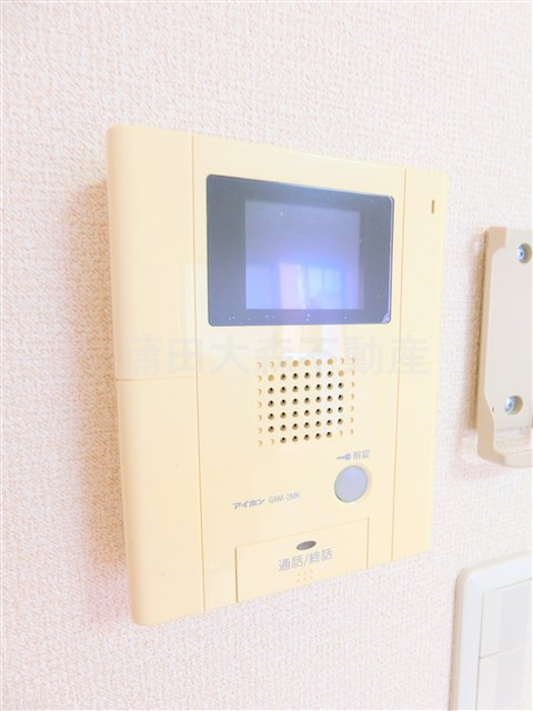スカイコート武蔵新田の設備|TVモニター付オートロック