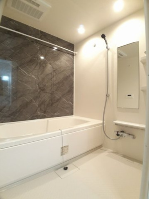 【浴室】 | ゲミューゼガルテンⅠ | コンパクトで使いやすいお風呂です