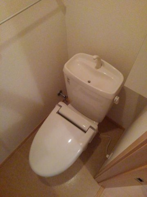 【トイレ】 | ディアコ－ト | 清潔感のあるトイレです