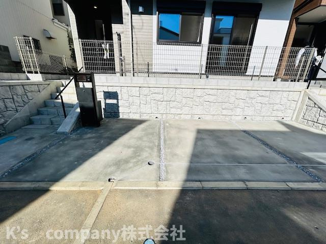 茅ヶ崎市浜須賀　新築戸建　1号棟の玄関|2025.11.2撮影◇