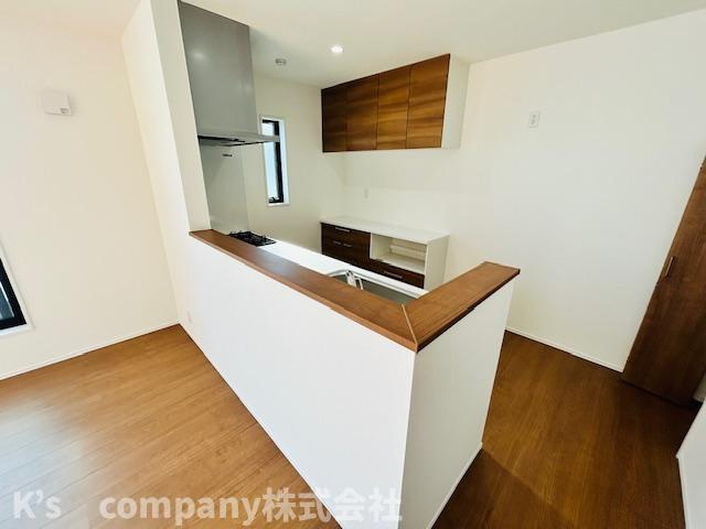 茅ヶ崎市浜須賀　新築戸建　1号棟の前面道路含む現地写真|2025.11.2撮影◇