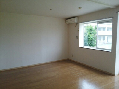 【居間・リビング】 | エルディムⅡ | 使いやすい居間です