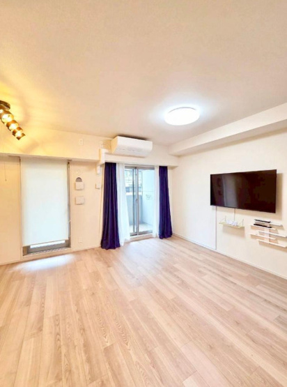 【居間・リビング】 | エスリード八尾駅前ザ・フロント | 【LDK：14.1帖】