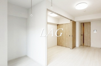 【居間・リビング】 | プラート宮坂 | 洋室のお部屋です。