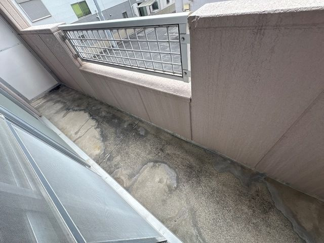 エスポアロイヤルのバルコニー|バルコニーからの眺めを楽しみながら食事をしませんか