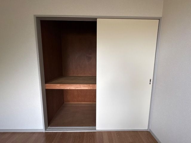 エスポアロイヤルの収納|ちょっとした収納スペースも充実しています