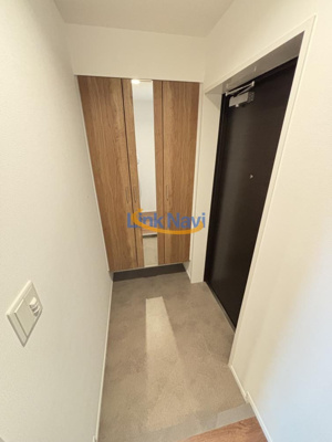 【玄関】 | ロイジェント玉川