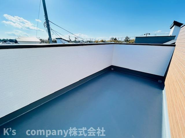 茅ヶ崎市浜須賀　新築戸建　2号棟のバルコニー|ルーフバルコニー付き◇◇