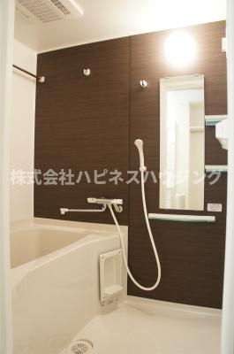 リブリ・アザレアの浴室|きれいなお風呂です