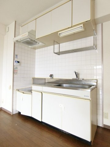 オーソライズ茨木のキッチン