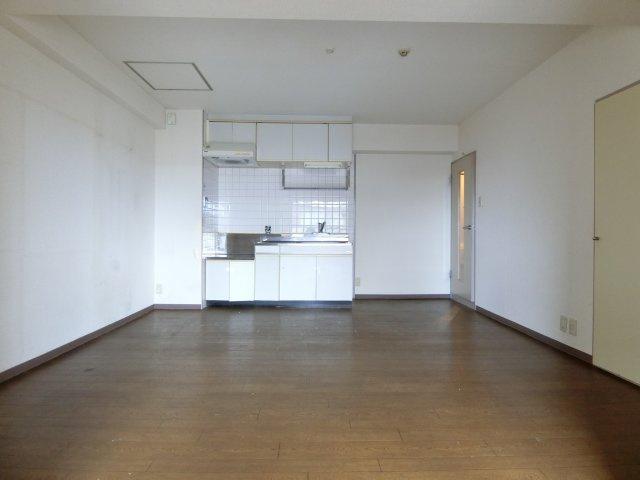 オーソライズ茨木の居間・リビング