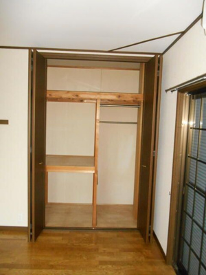 【収納】 | コーポ峰 | たっぷりとした収納スペースです