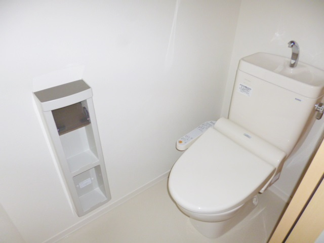 高見シャーメゾンのトイレ|洗浄機能付きのトイレです！