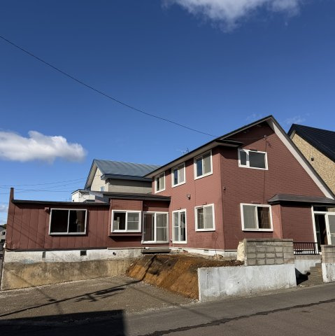 室蘭市八丁平2丁目46-13戸建の外観