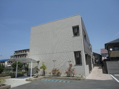 【外観】 | アジャートくろだ | 外観写真（昼）