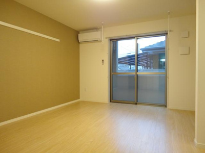 【内装】 | アジャートくろだ | 室内