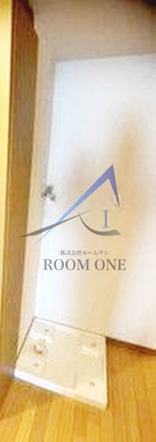 プレミール浅草の設備|洗濯機置き場です。
