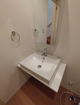 【独立洗面台】 | アリュイッテ西荻窪 | 嬉しい独立洗面台付き。