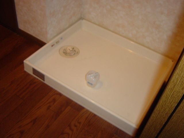 マリンルージュの設備|洗濯機置き場です