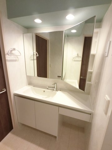 【独立洗面台】