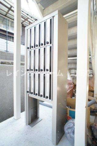 リブリ・ウンレーヴのその他共用部分