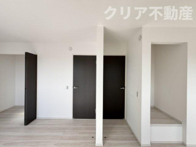 【洋室】 | 上小鳥町2期1号棟 | 2階の洋室（13.5帖）は将来2部屋に分けることも出来ます！