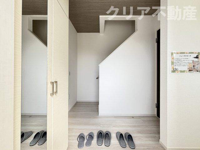 【玄関】 | 上小鳥町2期1号棟