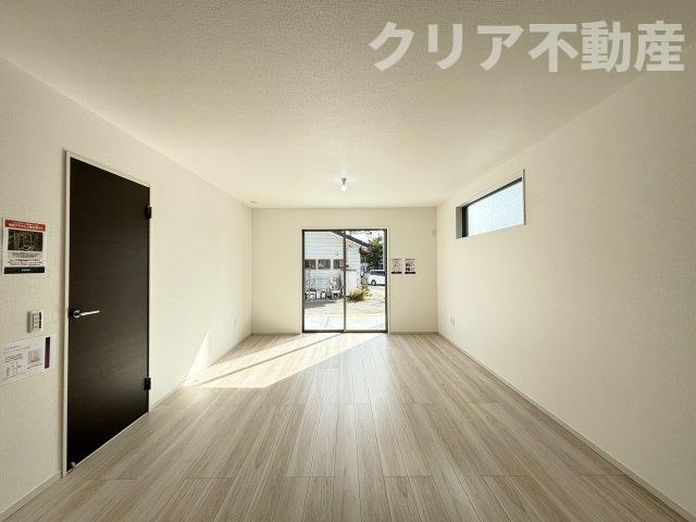 【居間・リビング】 | 上小鳥町2期1号棟