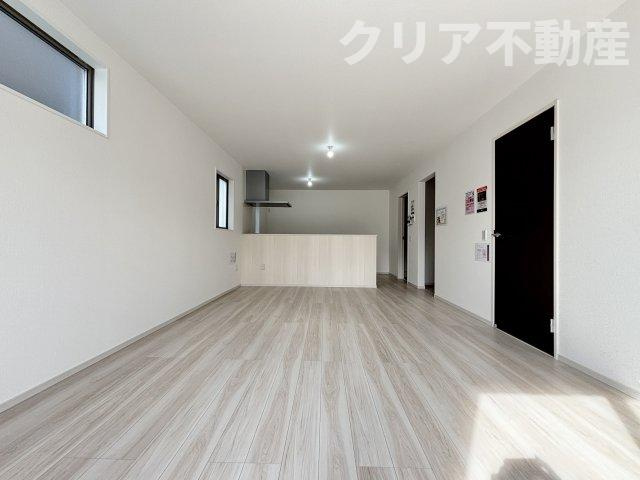 【居間・リビング】 | 上小鳥町2期1号棟