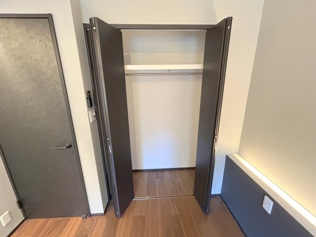 ローレルコートエスタ萩の台　５号棟の収納