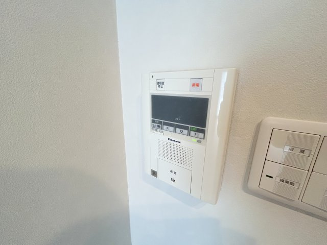 ローレルコートエスタ萩の台　５号棟のセキュリティ