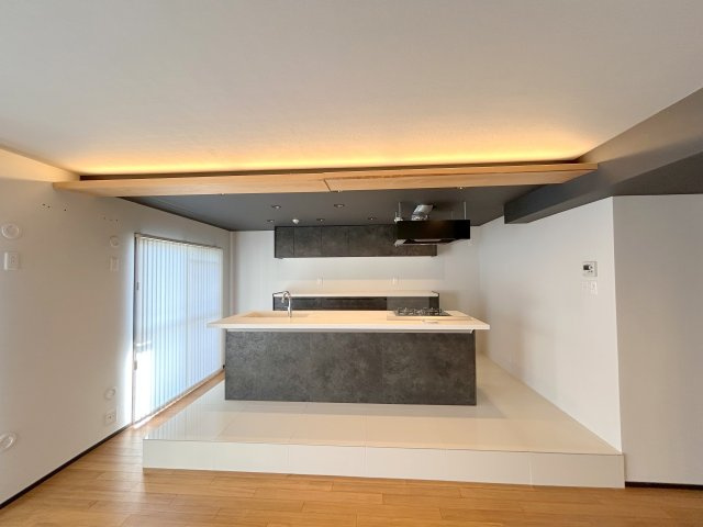 ローレルコートエスタ萩の台　５号棟のキッチン