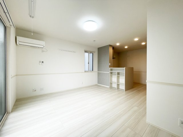 ルクール福島の居間・リビング